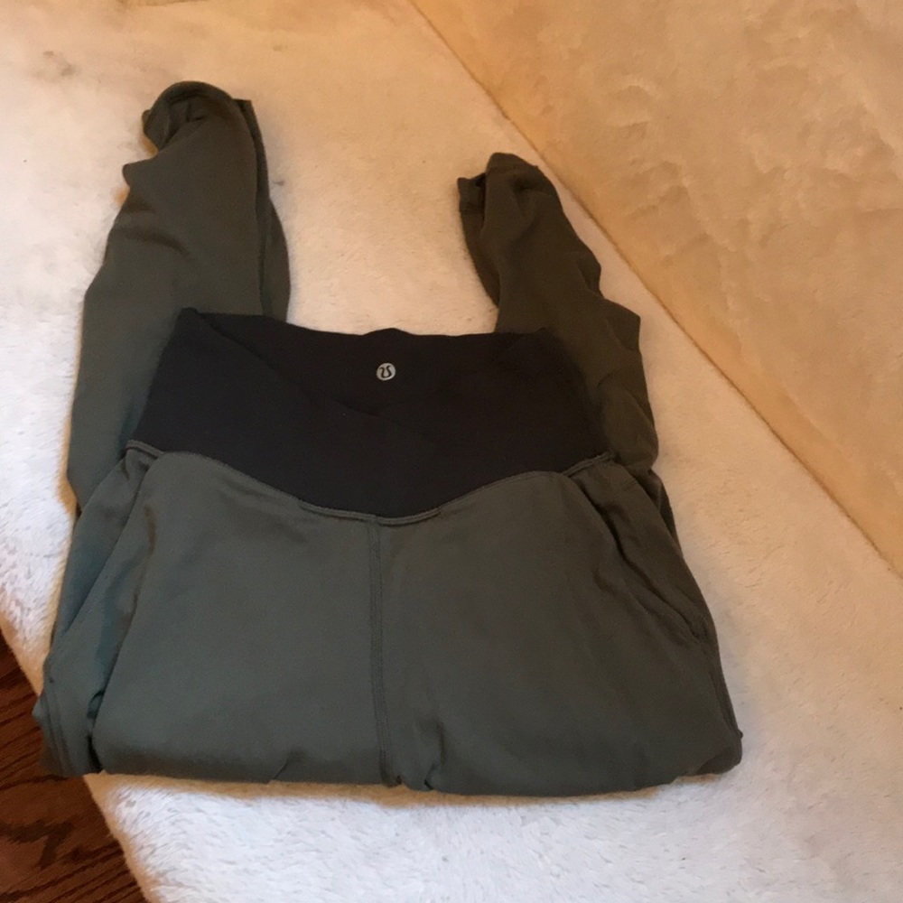 Lulu lemon leggings